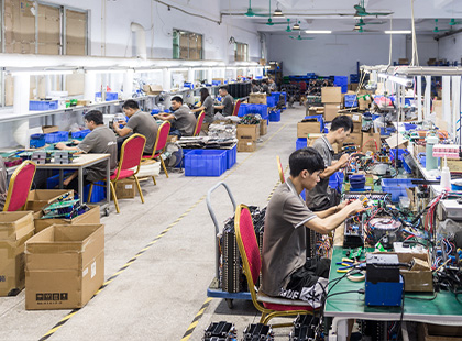 Gia c&ocirc;ng khung v&agrave; vỏ